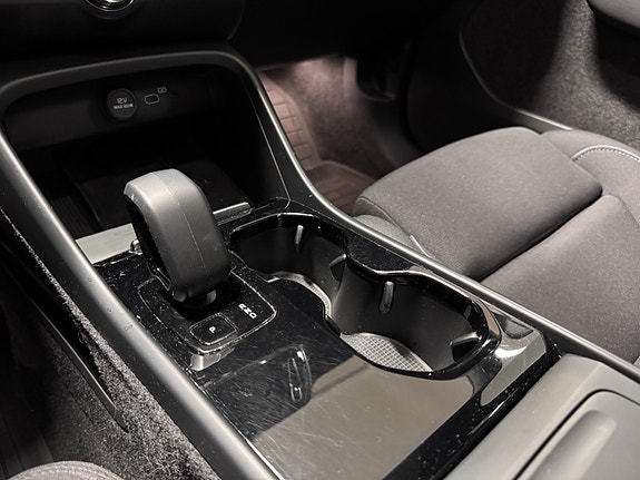 Volvo C40 13 of 23