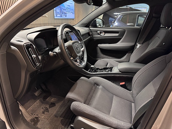 Volvo C40 5 of 23