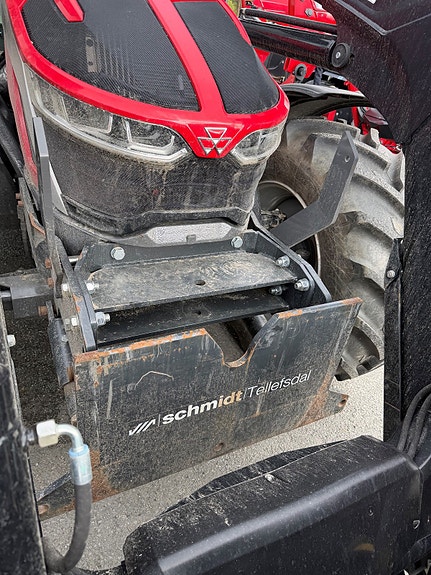 Massey Ferguson MF 5S.145 10 of 24