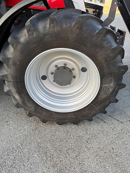 Massey Ferguson MF 5S.145 14 of 24