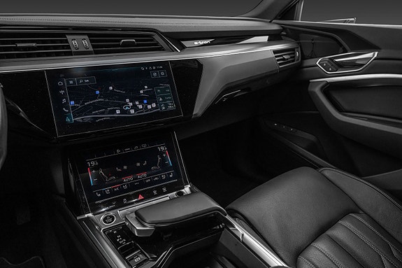 Audi Q8 e-tron 25 of 30