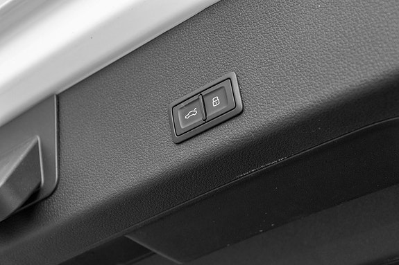 Audi Q8 e-tron 9 of 30