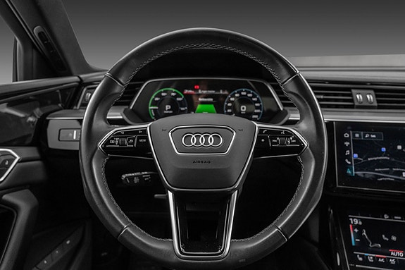 Audi Q8 e-tron 22 of 30
