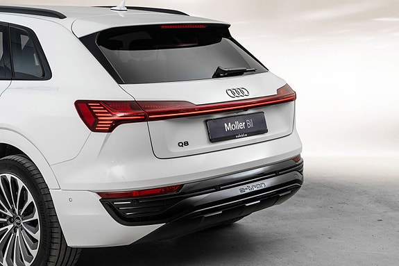 Audi Q8 e-tron 6 of 30