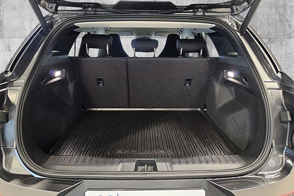 Ford Explorer 9 of 25