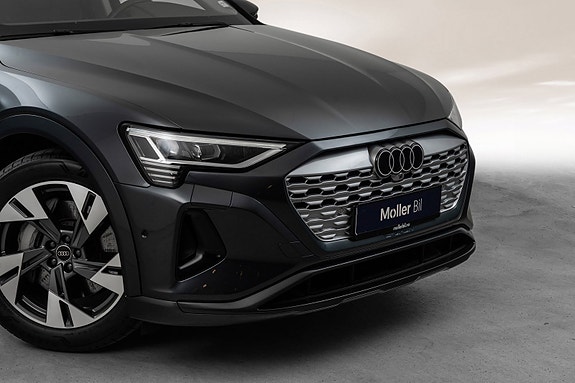 Audi Q8 e-tron 3 of 30