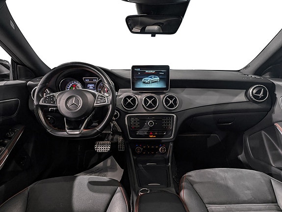 Mercedes-Benz CLA200 5 of 24