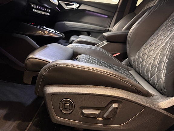 Audi Q4-Serie 6 of 30