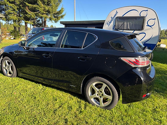 Lexus CT200h 5 of 11