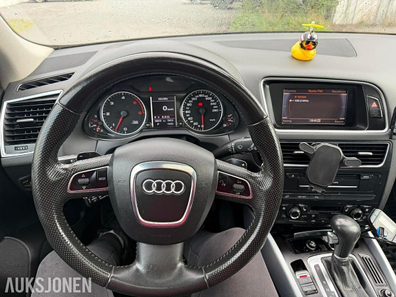 Audi Q5 10 of 16
