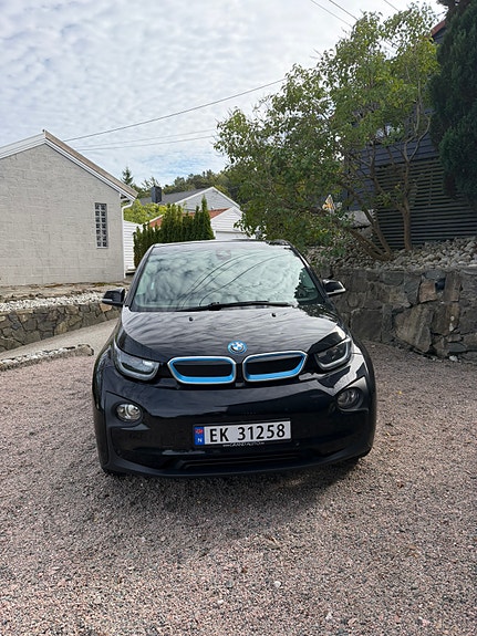 BMW i3 2 of 9
