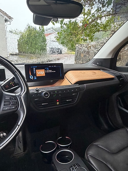 BMW i3 7 of 9