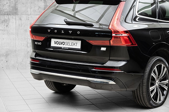 Volvo XC60 6 of 29