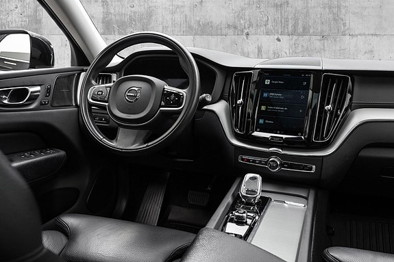 Volvo XC60 24 of 29