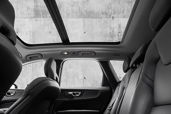 Volvo XC60 19 of 29
