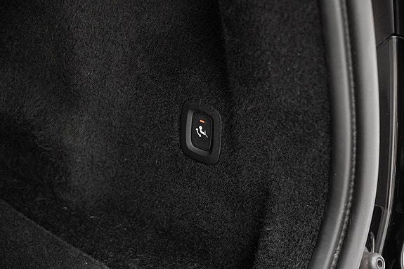Volvo XC60 26 of 29
