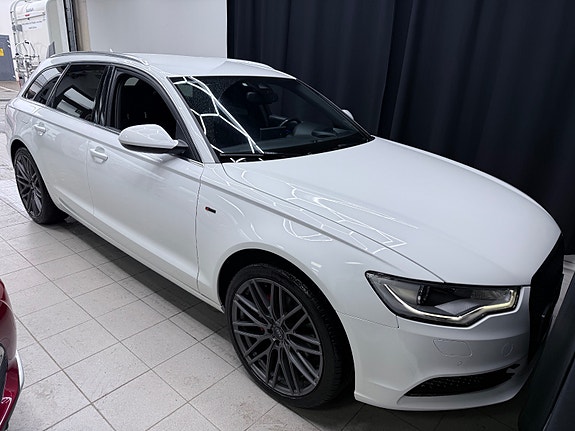 Audi A6 12 of 30