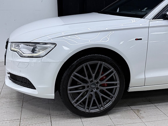 Audi A6 4 of 30