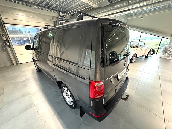 Volkswagen Transporter 4 of 14