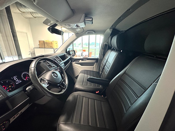 Volkswagen Transporter 11 of 14