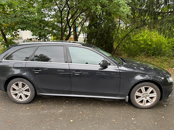 Audi A4 3 of 14