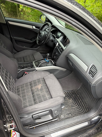 Audi A4 12 of 14