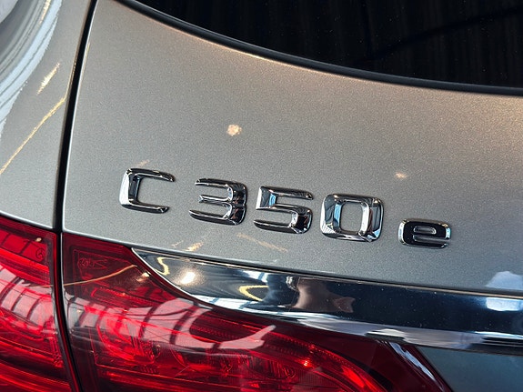 Mercedes-Benz C350 e 16 of 26