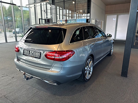 Mercedes-Benz C350 e 6 of 26