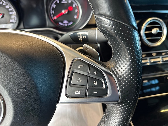 Mercedes-Benz C350 e 19 of 26