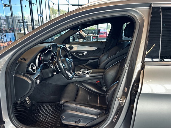 Mercedes-Benz C350 e 9 of 26