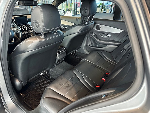 Mercedes-Benz C350 e 11 of 26