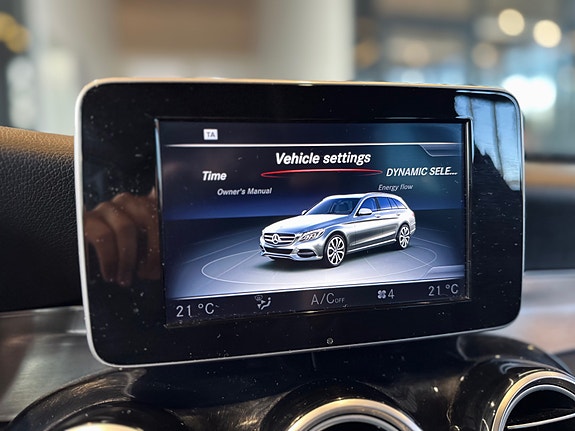 Mercedes-Benz C350 e 25 of 26