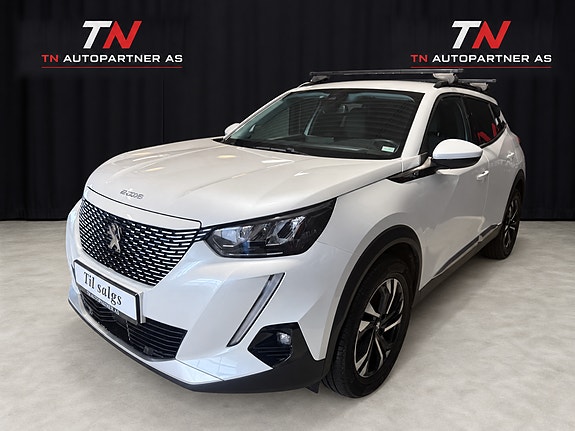 Peugeot e-2008 2 of 23