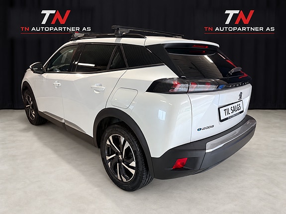 Peugeot e-2008 5 of 23