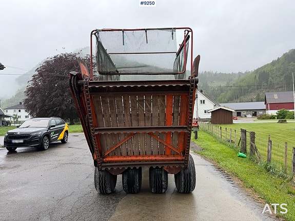 Underhaug 370 Avleservogn m/ tverrboggi, kastevals og nett. Lang type. 4 of 18