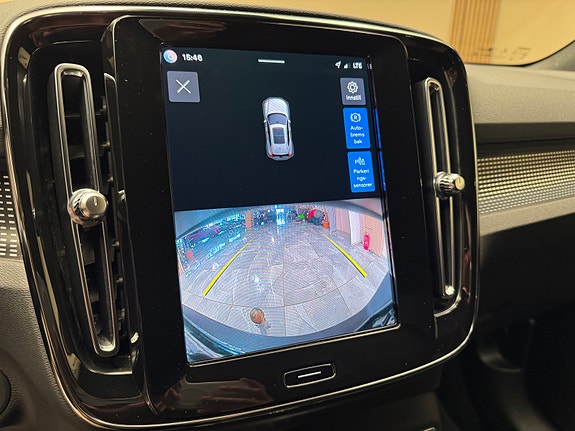 Volvo XC40 29 of 30