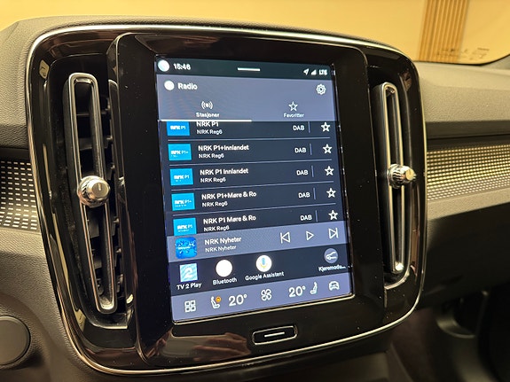 Volvo XC40 26 of 30