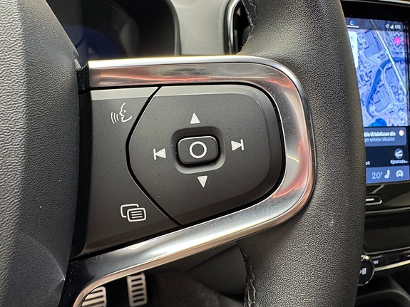 Volvo XC40 20 of 30