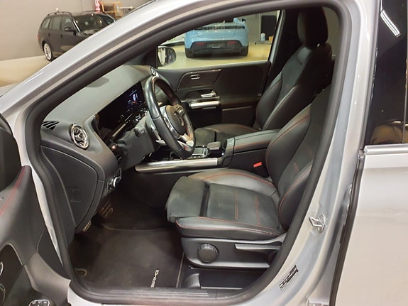 Mercedes-Benz B250 e 12 of 18