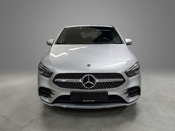 Mercedes-Benz B250 e 3 of 18