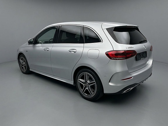 Mercedes-Benz B250 e 7 of 18