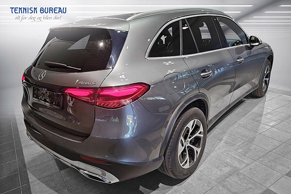 Mercedes-Benz GLC300 e 5 of 30