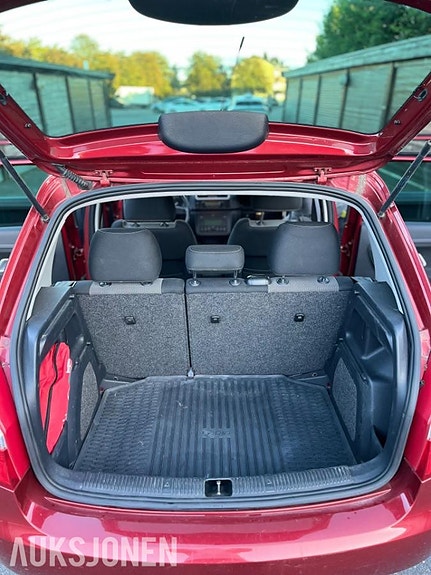 Skoda Fabia 8 of 18