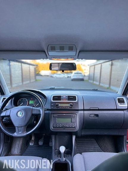 Skoda Fabia 12 of 18