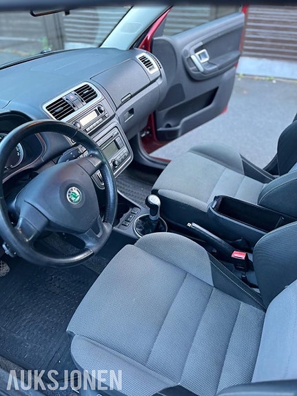 Skoda Fabia 10 of 18