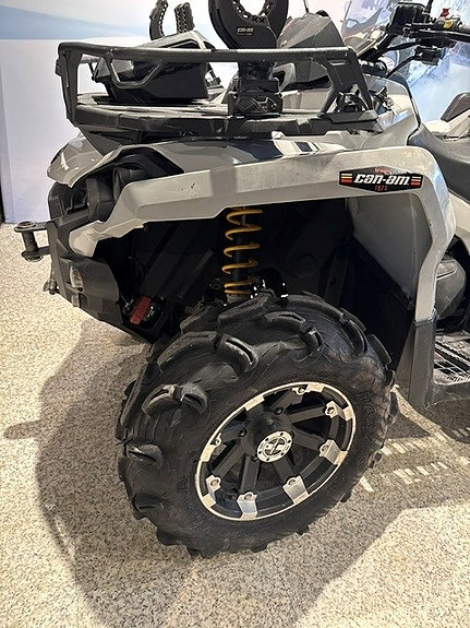Can-Am Can-Am (ATV) 4 of 11