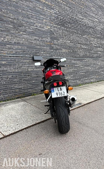 Honda CBR 600 F 8 of 13