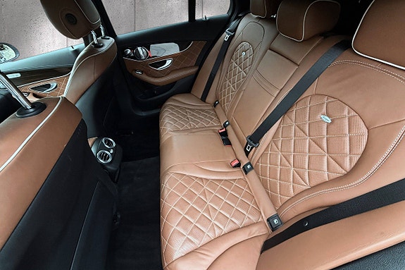 Mercedes-Benz C350 e 18 of 24