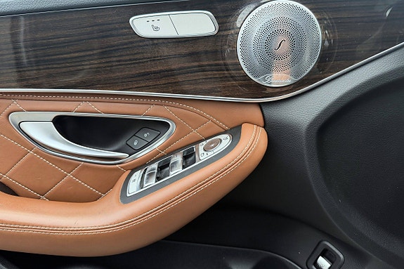 Mercedes-Benz C350 e 22 of 24