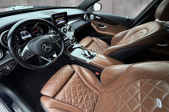 Mercedes-Benz C350 e 16 of 24
